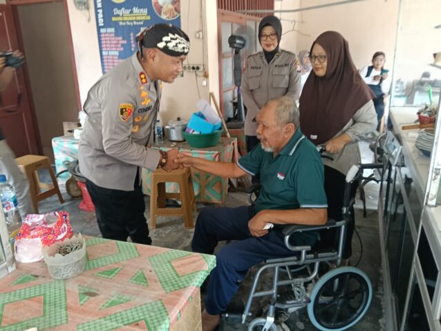 Rangkaian Hari Bhayangkara, Kapolres Serang Anjangsana ke Tokoh Agama, Purnawirawan, dan Warakawuri