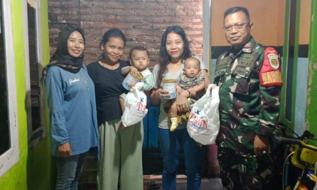 Babinsa Ciruas Dampingi Pemberian Susu untuk Anak Stunting di Desa Citereup