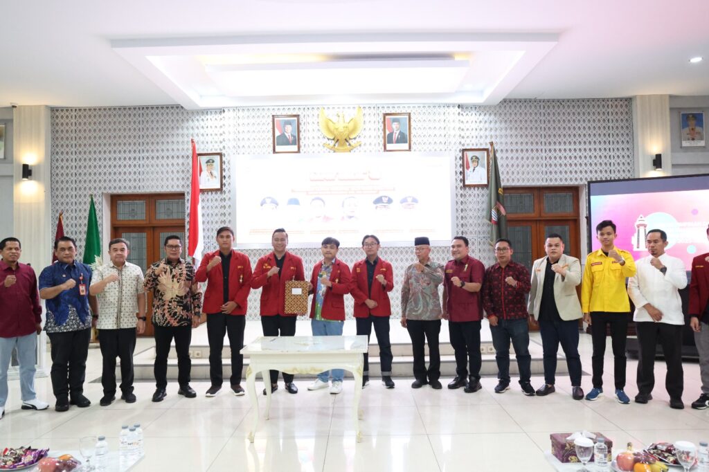 Pemprov Banten Giatkan Pembangunan dan Mempermudah Investasi Untuk Serap Tenaga Kerja Pemprov Banten Giatkan Pembangunan dan Mempermudah Investasi Untuk Serap Tenaga Kerja