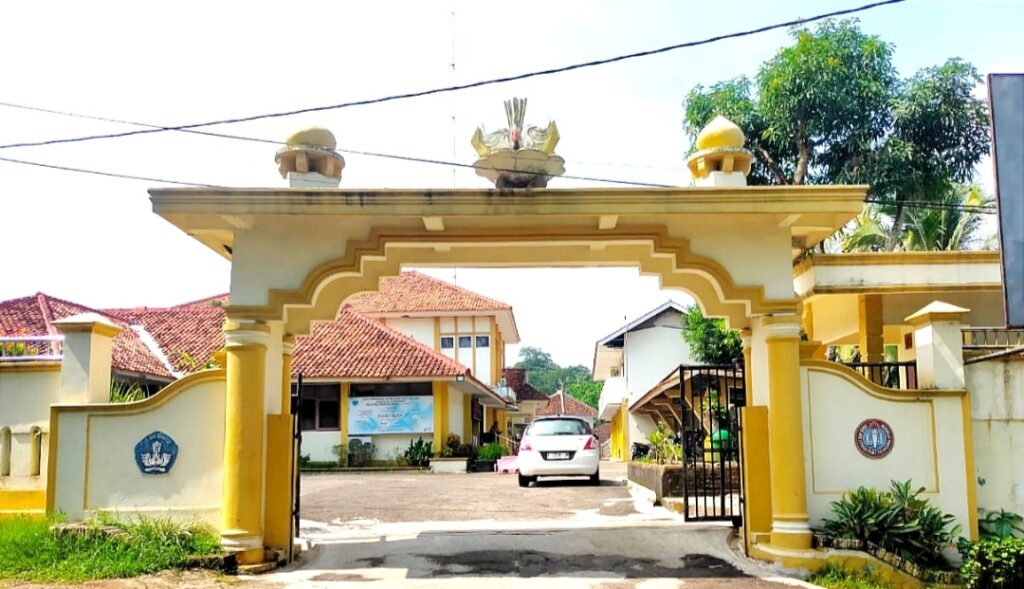 Soroti Anggaran Mamin dan Belanja Laptop di Dindikpora Kabupaten Pandeglang, Aktivis Menyoal Jabatan Plt Kadindikpora yang Berkepanjangan Soroti Anggaran Mamin dan Belanja Laptop di Dindikpora Kabupaten Pandeglang, Aktivis Menyoal Jabatan Plt Kadindikpora yang Berkepanjangan