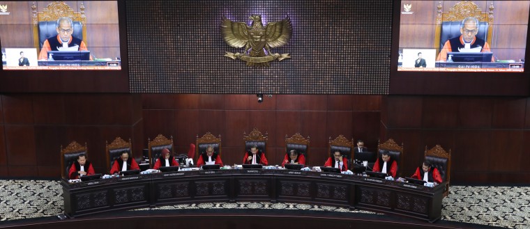 MK Putuskan Pemilu Nasional dan Daerah Dipisah Mulai 2029 MK Putuskan Pemilu Nasional dan Daerah Dipisah Mulai 2029