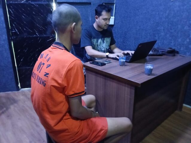 Pengedar Pil Koplo Dicokok Saat Asyik Main Judi Online