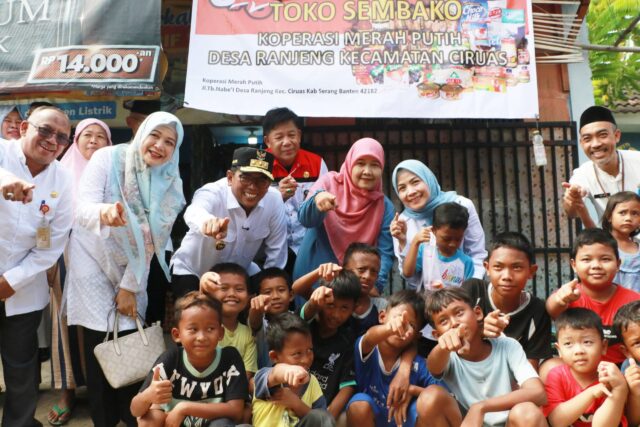 Tinjau Kopdes Merah Putih Ranjeng, Bupati Ratu Zakiyah Ajak Warga jadi Anggota Koperasi