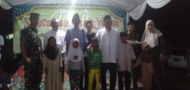 Babinsa Kragilan Dukung Kegiatan Santunan Anak Yatim Dan Zikir Bersama Di Desa Kragilan