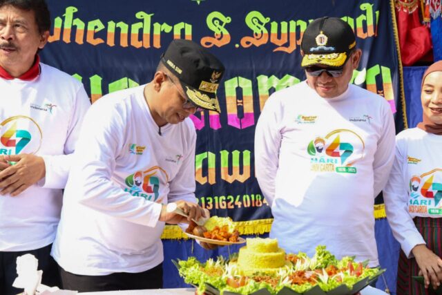 Saksikan Pengukuhan AMSY, Andra Soni Tegaskan Pentingnya Optimisme dan Warisan Hubungan Antardaerah
