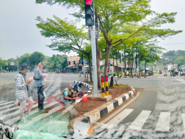 Pengecatan Trotoar dan Median Jalan di Serang Dinilai Asal-asalan, UPTD Klaim Sudah Sesuai Prosedur