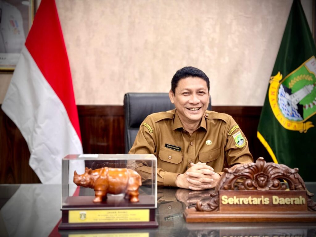 Pemprov Banten Nonaktifkan Tiga Guru SMAN 4 Kota Serang Terkait Dugaan Pelanggaran Etika Pemprov Banten Nonaktifkan Tiga Guru SMAN 4 Kota Serang Terkait Dugaan Pelanggaran Etika