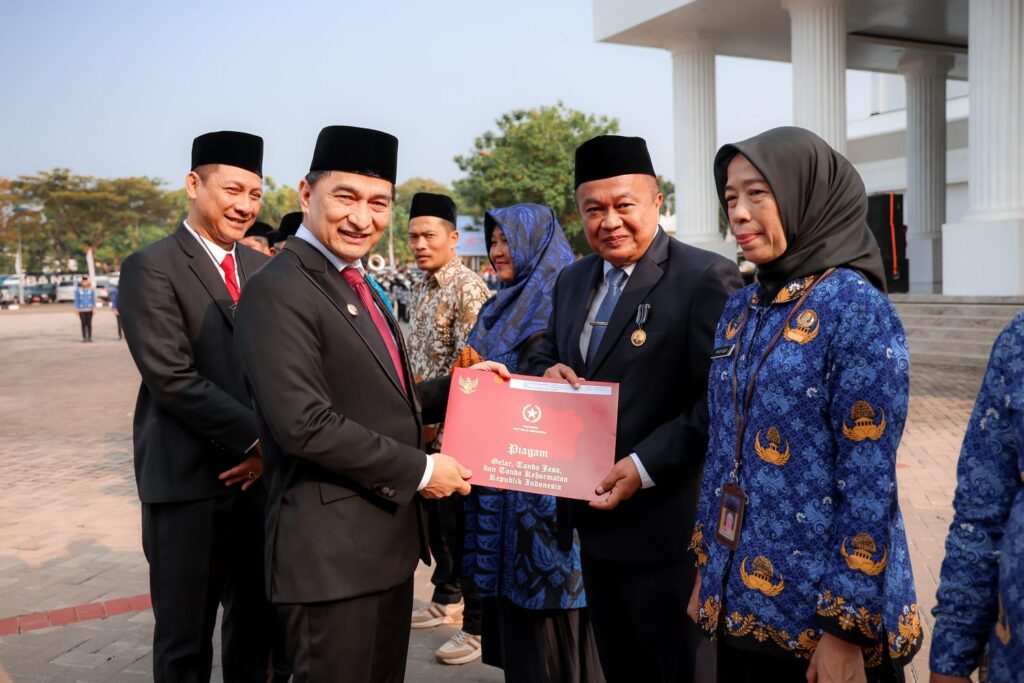 Pimpin Upacara Hari Koperasi, Wagub Banten : Koperasi Sokoguru Ekonomi Tunjang Pertumbuhan Ekonomi