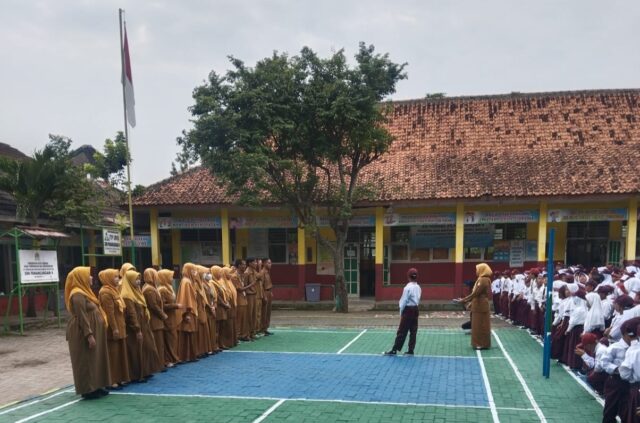 Pembukaan Tahun Ajaran Baru di SDN Penancangan 4, Khidmat dan Penuh Keceriaan