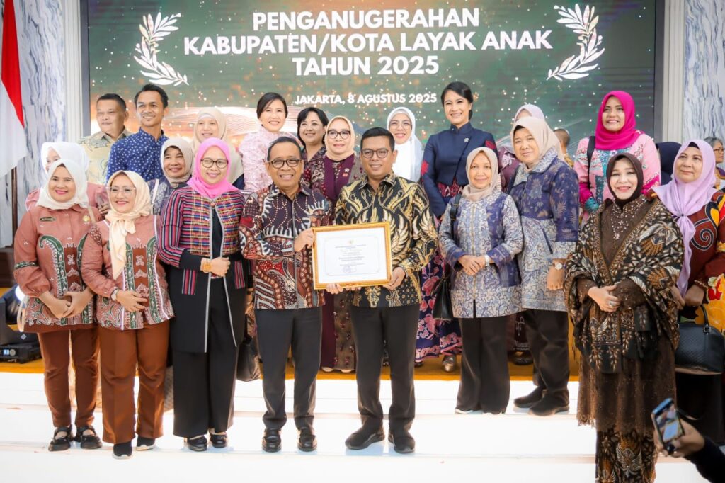Provinsi Banten Raih Predikat Provinsi Layak Anak Kelima Kali Provinsi Banten Raih Predikat Provinsi Layak Anak Kelima Kali