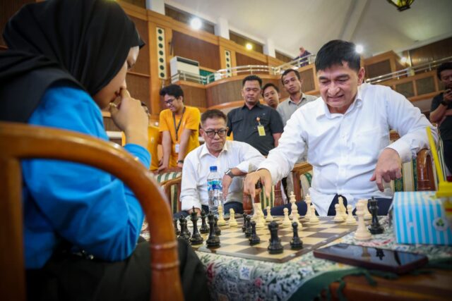 Wagub Banten : Catur Ajarkan Strategi dan Sportivitas dalam Kehidupan