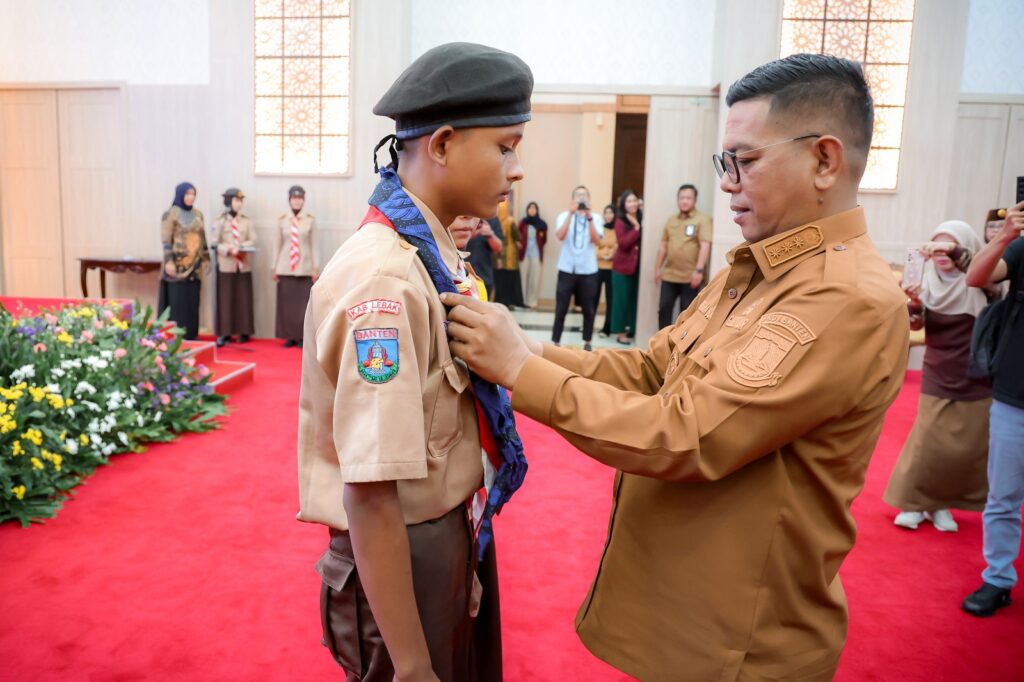 Lepas Kontingen PPBKN 2025, Andra Soni: Semua Anak Istimewa, Bawa Nama Baik Daerah Lepas Kontingen PPBKN 2025, Andra Soni: Semua Anak Istimewa, Bawa Nama Baik Daerah