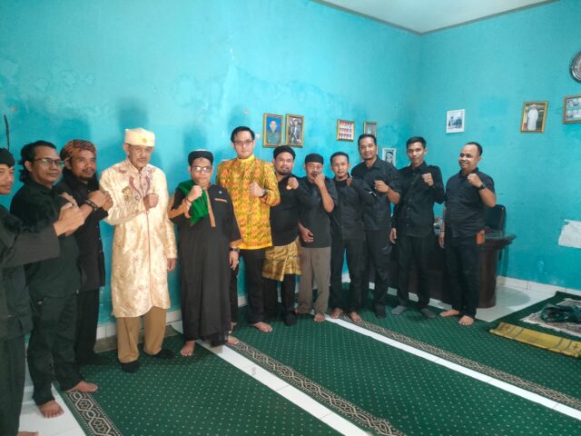 Sultan Banten ke-XVIII Kunjungi Pondok Pesantren Salafy Manba’ul ‘Ulum