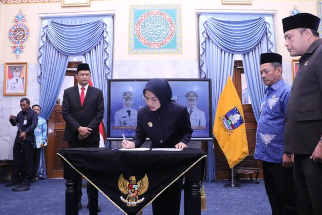 Lantik Zaldi jadi Sekda, Ratu Zakiyah Tegaskan Tak Ada Jual Beli Jabatan