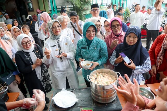 Ketua TP PKK Provinsi Banten Gelorakan Makan Ikan Sejak Dini