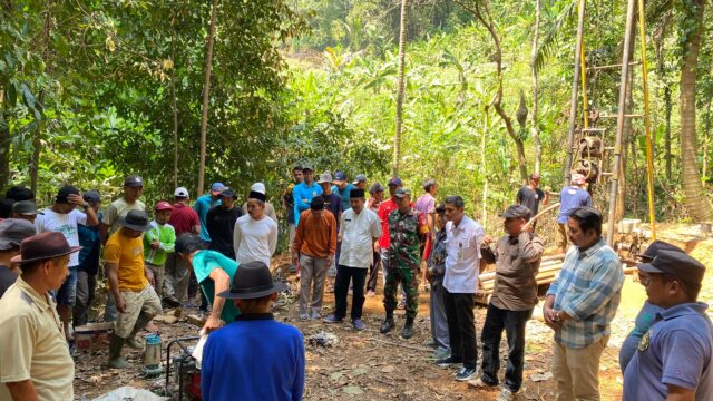 Sumur Bor ke-20 di Watu Lawang, Upaya Panjang Warga Gerem Mengejar Air Bersih
