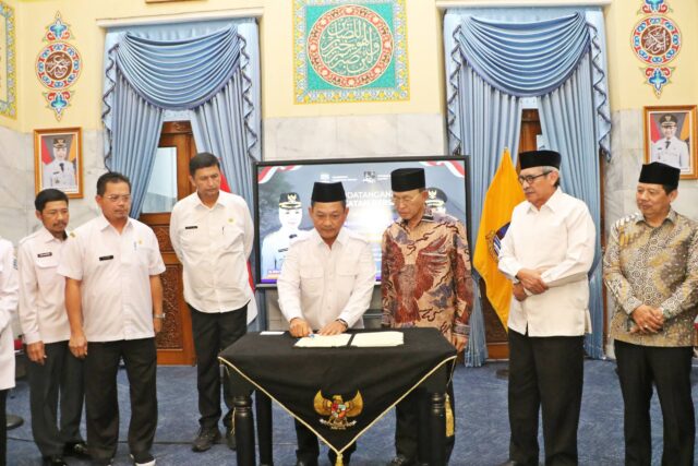 Pemkab Serang-Yayasan Al Bahru Teken MoU Pembangunan Masjid Terapung Banten