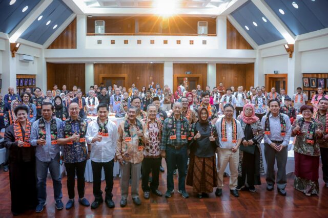 Dimyati Natakusumah Hadiri Reuni Akbar Pascasarjana Fisip UI