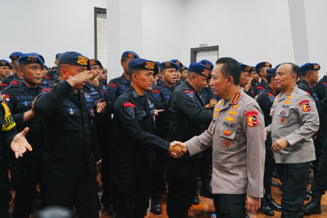 Kunjungi Mako Brimob Kwitang, Kapolri Beri Apresiasi dan Perkuat Motivasi