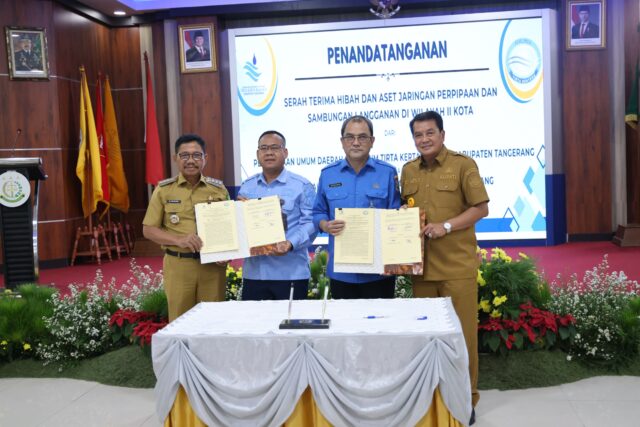 Serah Terima Aset Perpipaan, Perumdam TKR Alihkan 23 Ribu Sambungan ke Perumda Tirta Benteng