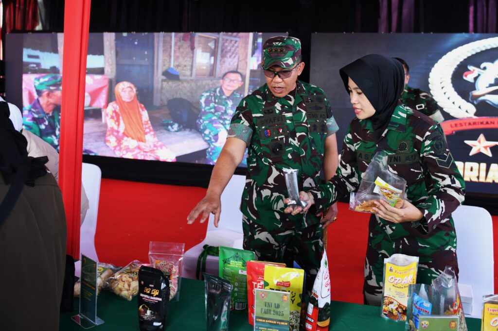 Pusterad Turut Serta Meriahkan TNI Fair Pusterad Turut Serta Meriahkan TNI Fair