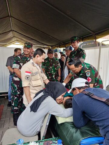 Warga Serang Antusias Ikuti Bakti Sosial Kesehatan HUT TNI ke-80