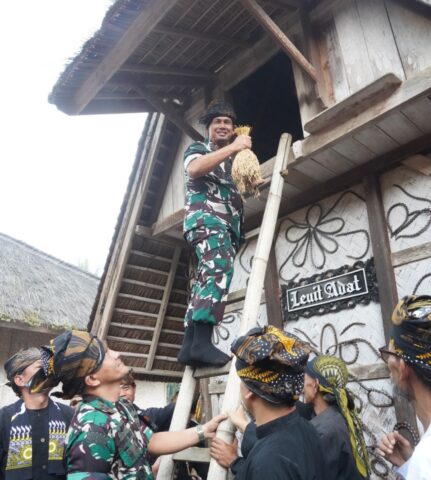 Hadiri Seren Taun Kasepuhan Cisungsang, Danrem 064/MY : Lestarikan Adat, Sejahterakan Masyarakat