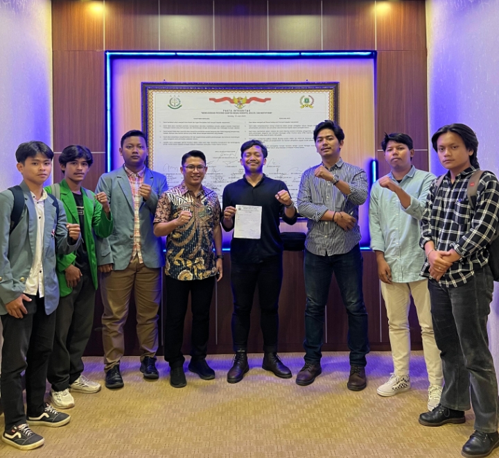 Mendesak Forum Dialog, BEM Banten Bersatu Tuntut Reformasi DPRD Mendesak Forum Dialog, BEM Banten Bersatu Tuntut Reformasi DPRD