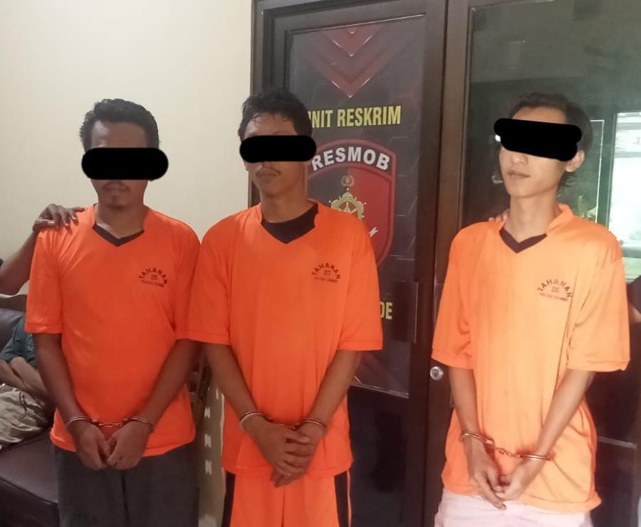 Dalam 24 Jam, Polsek Cikande Tangkap Tiga Pelaku Spesialis Pembobol Kontrakan di Serang Dalam 24 Jam, Polsek Cikande Tangkap Tiga Pelaku Spesialis Pembobol Kontrakan di Serang