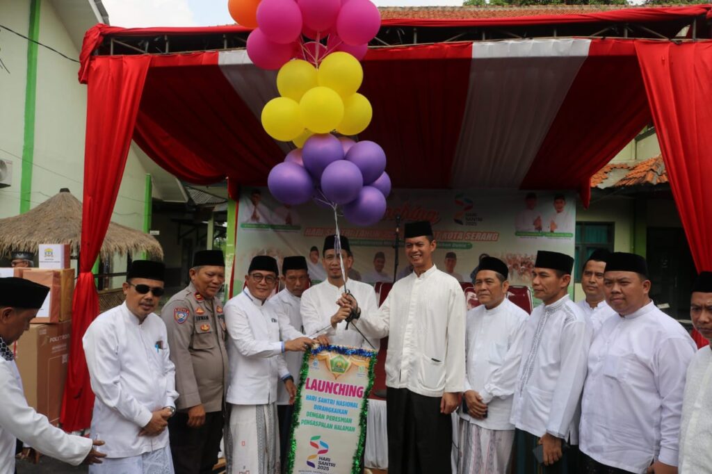 Dandim 0602/Serang Hadiri Launching Hari Santri Tahun 2025 Tingkat Kota Serang Dandim 0602/Serang Hadiri Launching Hari Santri Tahun 2025 Tingkat Kota Serang