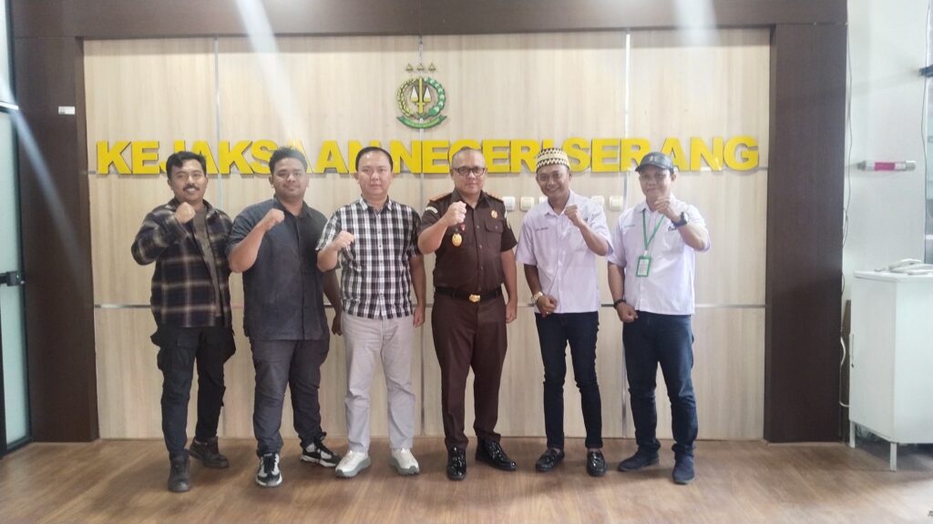 Perkuat Sinergi, SMSI Kabupaten Serang Silaturahmi ke Kejari Serang Perkuat Sinergi, SMSI Kabupaten Serang Silaturahmi ke Kejari Serang