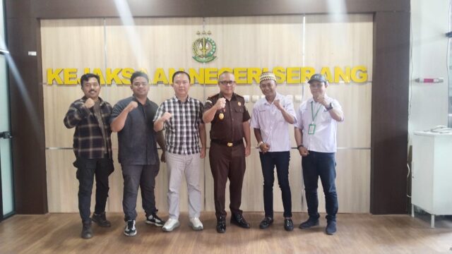 Perkuat Sinergi, SMSI Kabupaten Serang Silaturahmi ke Kejari Serang