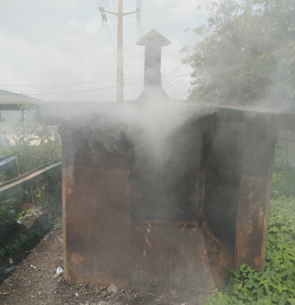 Asap Putih Menyelimuti Cilegon, Dinas Lingkungan Hidup Bungkam