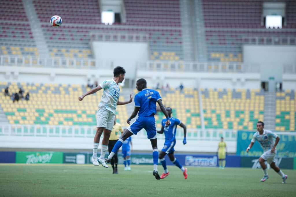 Gempuran Tanpa Ampun, Adhyaksa FC Banten Bantai PSPS
