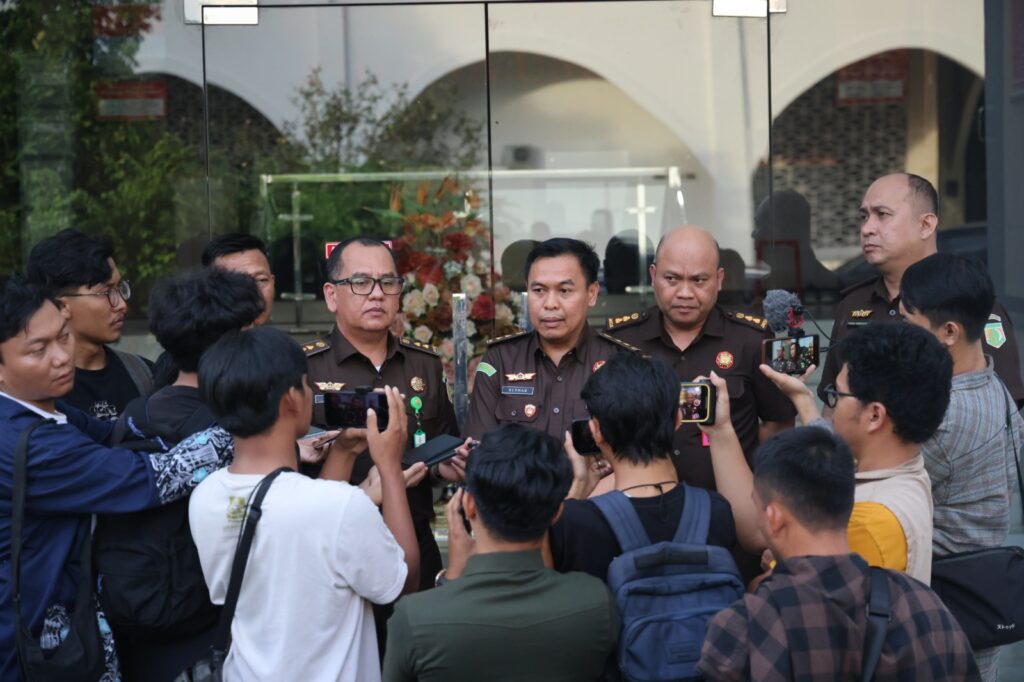 Kejati Banten Tahan Dua Tersangka Korupsi Jual Beli Minyak Goreng Curah