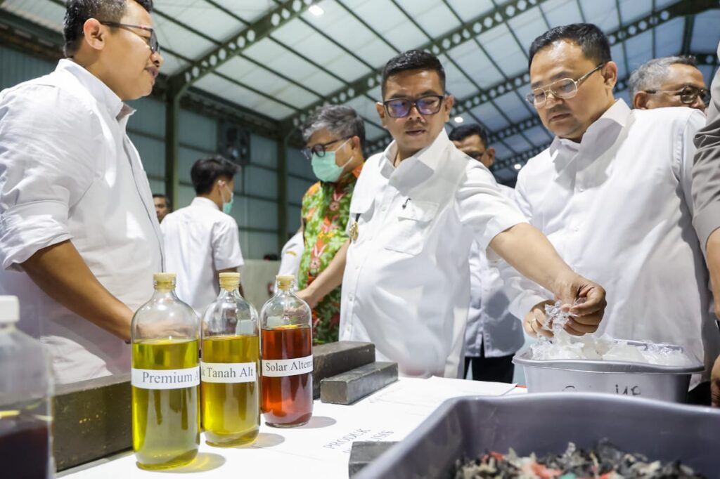 Banten Dorong Pengelolaan Sampah Modern Berbasis Ekonomi Sirkular Banten Dorong Pengelolaan Sampah Modern Berbasis Ekonomi Sirkular