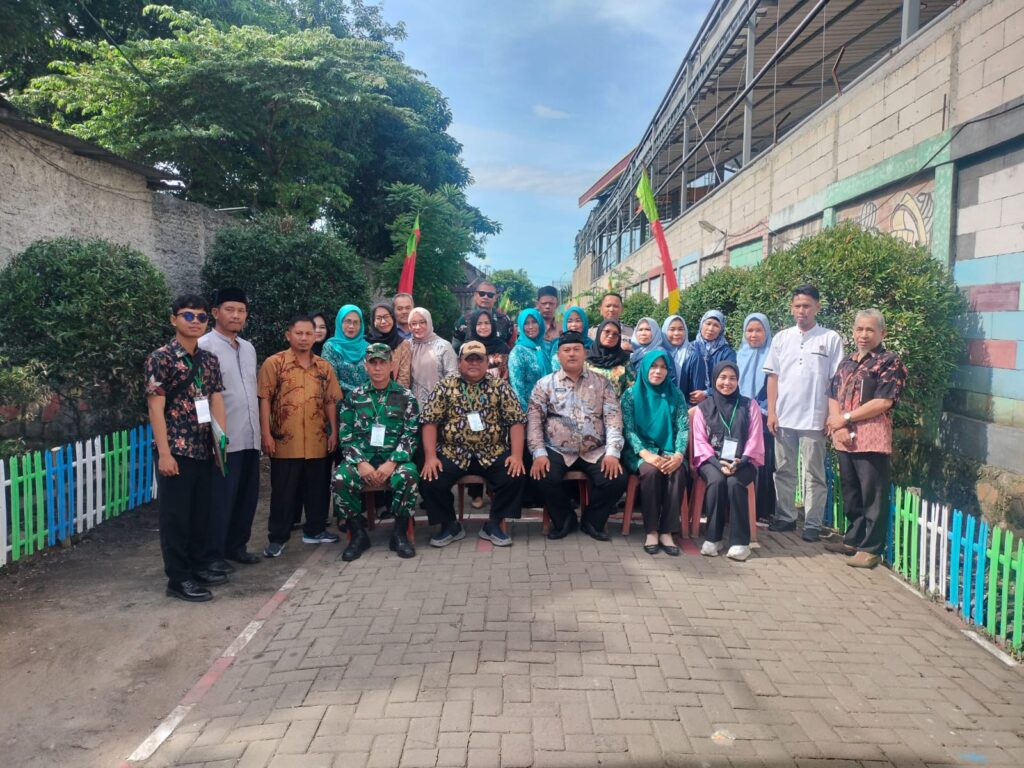 Kelurahan Kalodran Perkuat Persiapan Lomba KRLA Kota Serang Kelurahan Kalodran Perkuat Persiapan Lomba KRLA Kota Serang