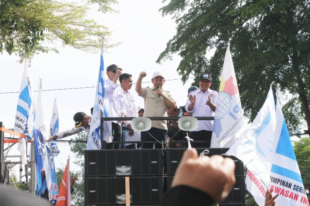 Buruh Tuntut Kenaikan Upah 12 Persen, Bupati Serang Kirim Surat ke Presiden