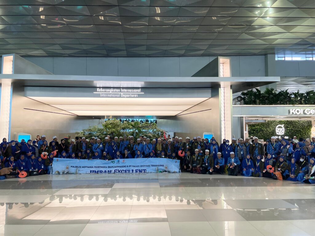 Gaido Travel Berangkatkan 380 Jamaah Umrah Excellent dalam Satu Penerbangan