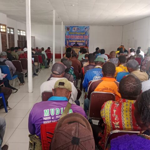 Bupati Paniai Dorong Kolaborasi Pemutakhiran Data Dapodik dari PAUD hingga SMA/SMK