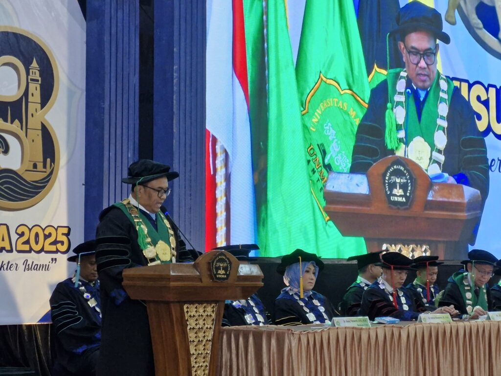 Wisuda ke-33 UNMA Tegaskan Pentingnya Generasi Digital Berkarakter Islami