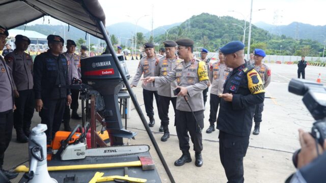 Kakorsabhara Dampingi Kapolri Tinjau Kesiapan Pelabuhan Merak Hadapi Arus Nataru