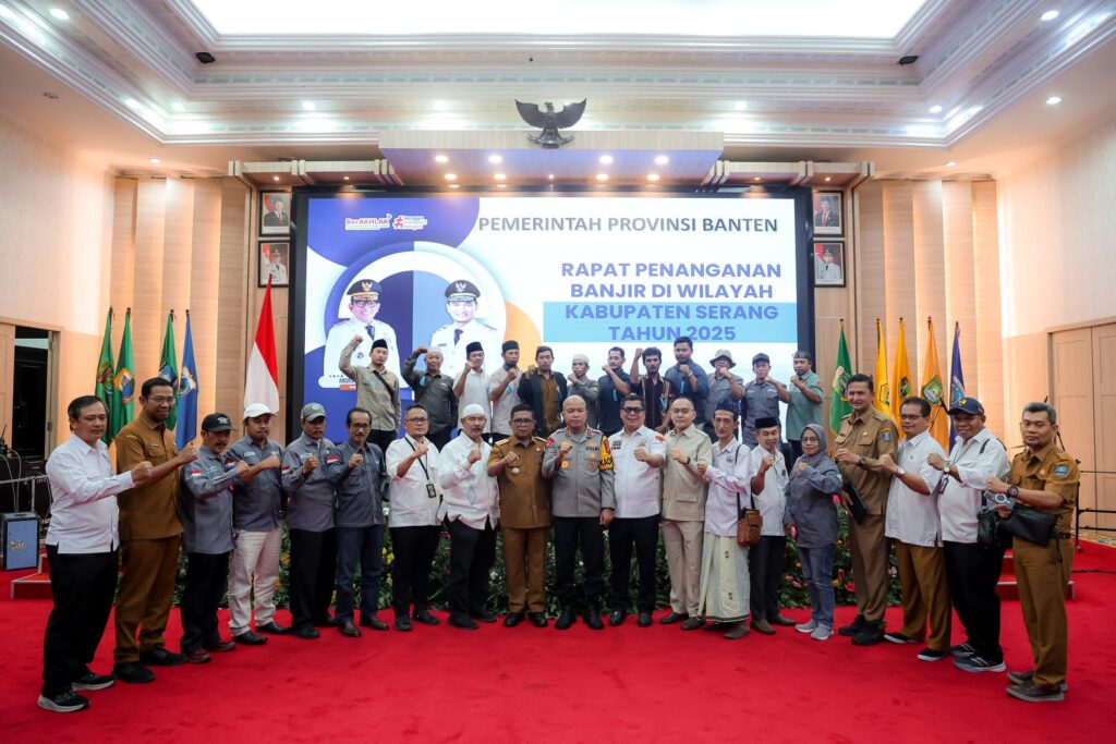 Gerak Cepat Tangani Banjir Padarincang, Andra Soni Perintahkan Pengerahan Alat Berat Hari Ini