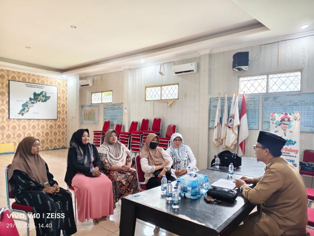 Pembinaan Guru PAUD Se-Desa Sindangheula Tingkatkan Kompetensi dan Kualitas Pembelajaran