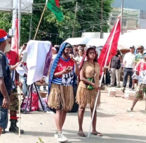 Aksi Pro Rakyat Sorong Raya Disuarakan Lewat Puisi Putri Rumpun Ras Melanesia