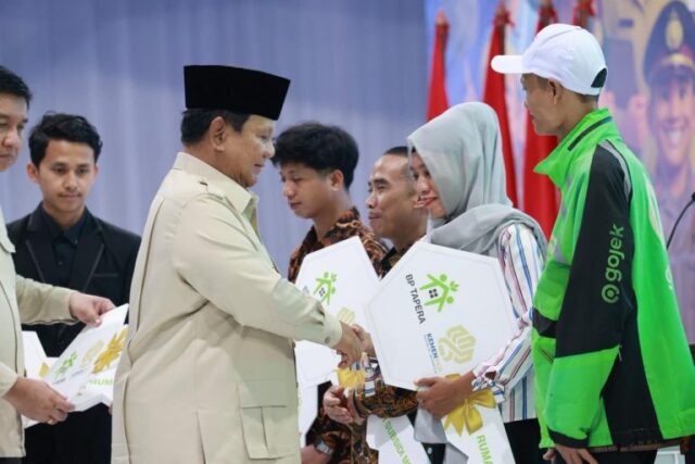 Akad Massal 50 Ribu Rumah Subsidi, Prabowo Tekankan Keberpihakan pada Wong Cilik