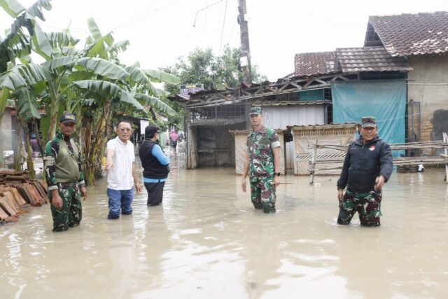 Dandim 0602/Serang Tinjau Lokasi Banjir di Ciruas