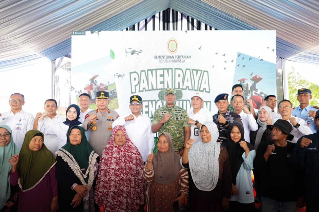 Dukung Swasembada Pangan, Gubernur Banten : Produksi Padi Banten 2025 Melonjak 16,84 Persen Dukung Swasembada Pangan, Gubernur Banten : Produksi Padi Banten 2025 Melonjak 16,84 Persen