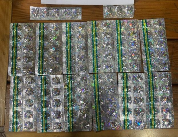 Polisi Gerebek Rumah Diduga Tempat Transaksi Tramadol di Serang