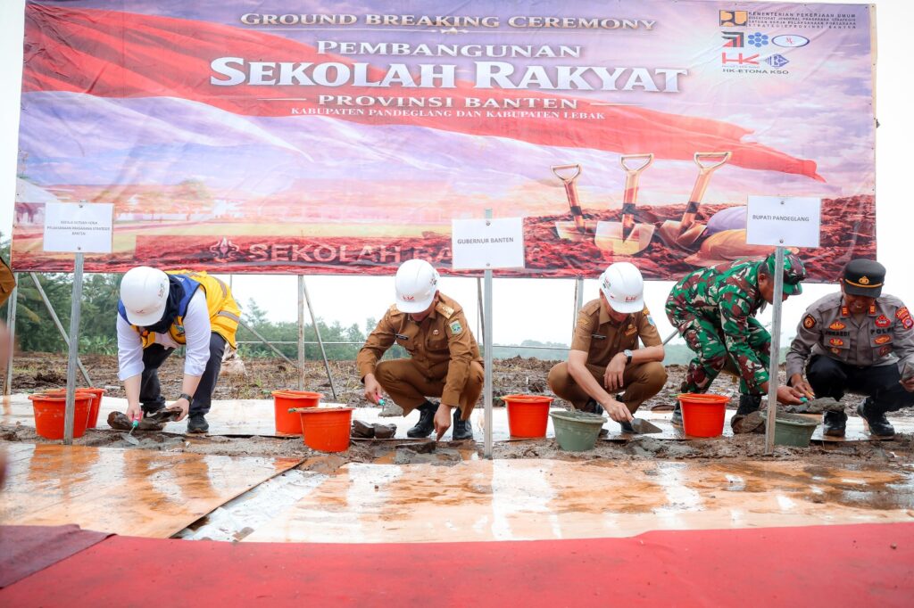 Dukung Asta Cita Presiden, Gubernur Mulai Pembangunan Sekolah Rakyat di Banten Dukung Asta Cita Presiden, Gubernur Mulai Pembangunan Sekolah Rakyat di Banten